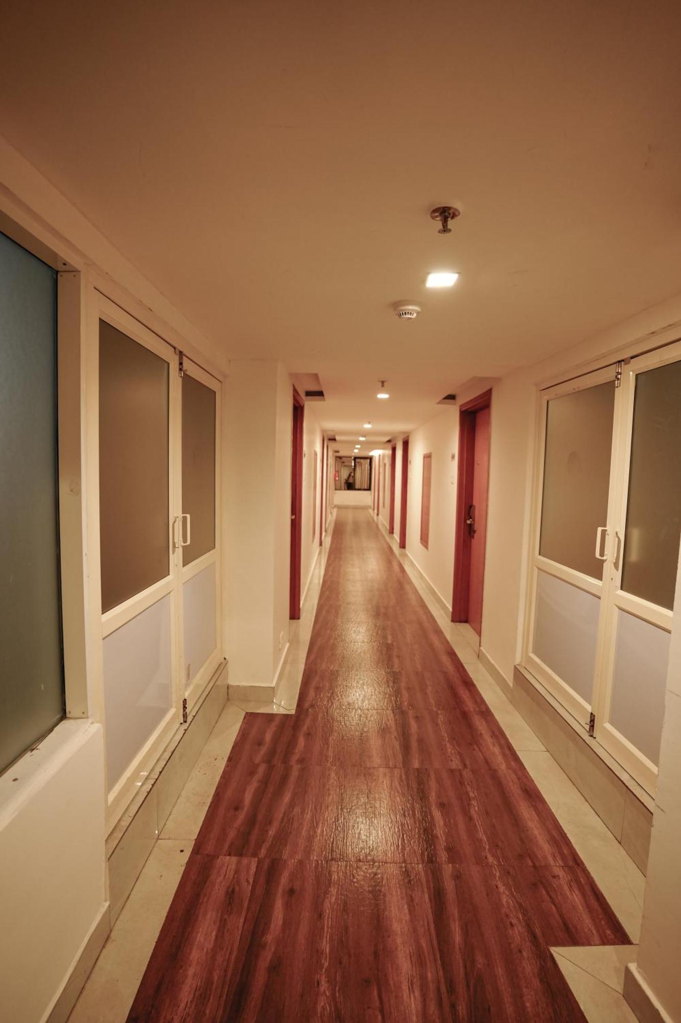 Hotel Indriya Wayanad Kalpetta Exteriör bild